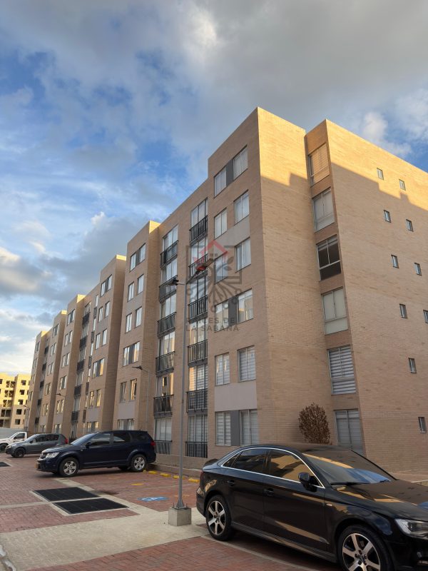 Apartamento en Rivera del Valle, para estrenar!